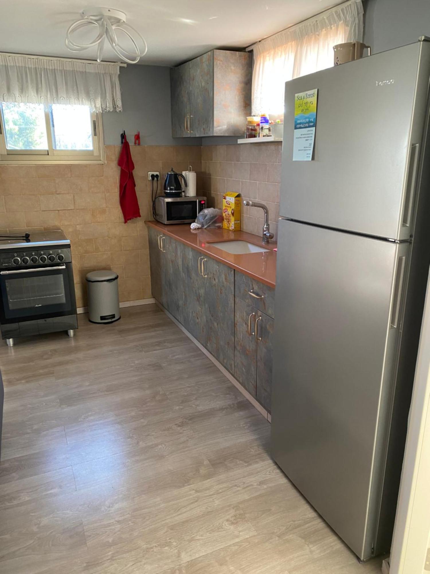 בין יער לים Vila Shelomi Exterior foto